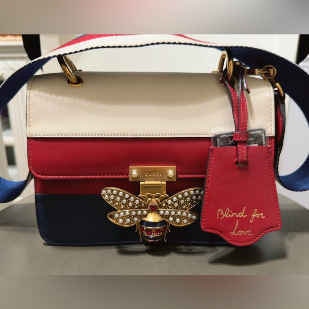 Authentic Gucci Queen Margaret blind for love crossbody bag